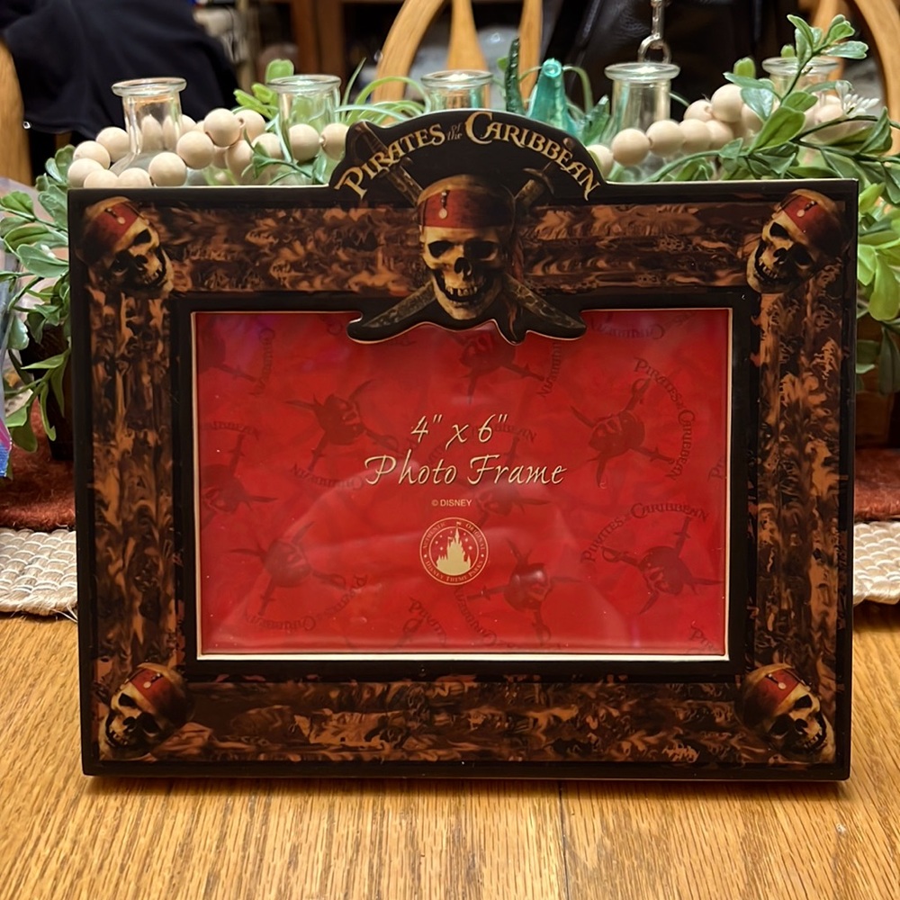 Disney Pirates of the Caribbean 4 x 6 Frame